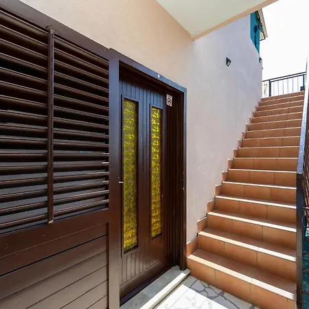شقة 2 Bedroom Beautiful In بوداكا