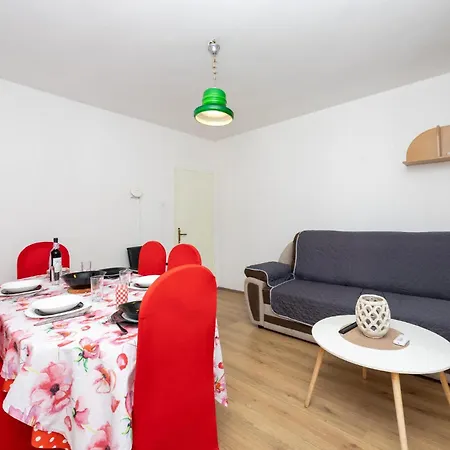 شقة 2 Bedroom Beautiful In